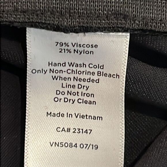 Talbots Black Velvet Blouse with Gathered Sleeves - Size Medium Petite - Picture 11 of 11